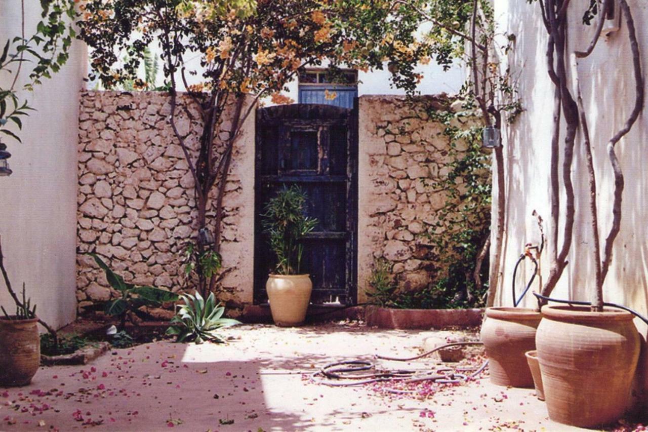 Casa De La Buganvilla Rodalquilar Bagian luar foto